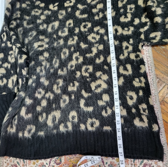 NWT FOREVER 21+ Size 2X Leopard Print Sweater Closet Staple Classic Mock Neck - Picture 11 of 13